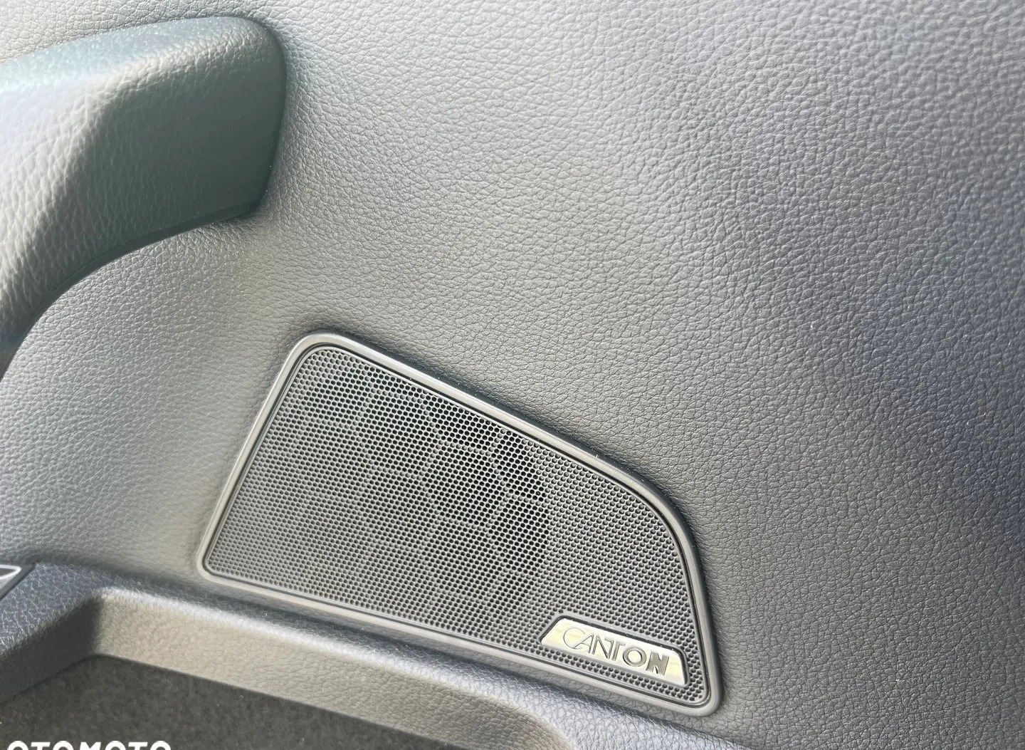 Skoda Superb cena 84900 przebieg: 145798, rok produkcji 2016 z Dukla małe 466